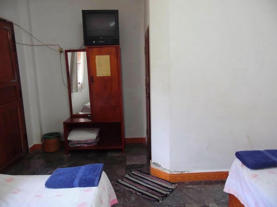 Huan Lao Guesthouse Viêng Chăn Ngoại thất bức ảnh